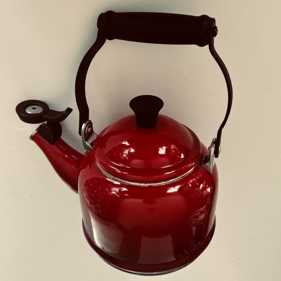 Le Creuset Other - LE CREUSET Demi Whistling Tea Kettle 1.25 Quart